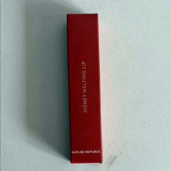 Nature Republic Honey Melting Lip Pomegranate - Picture 2 of 4